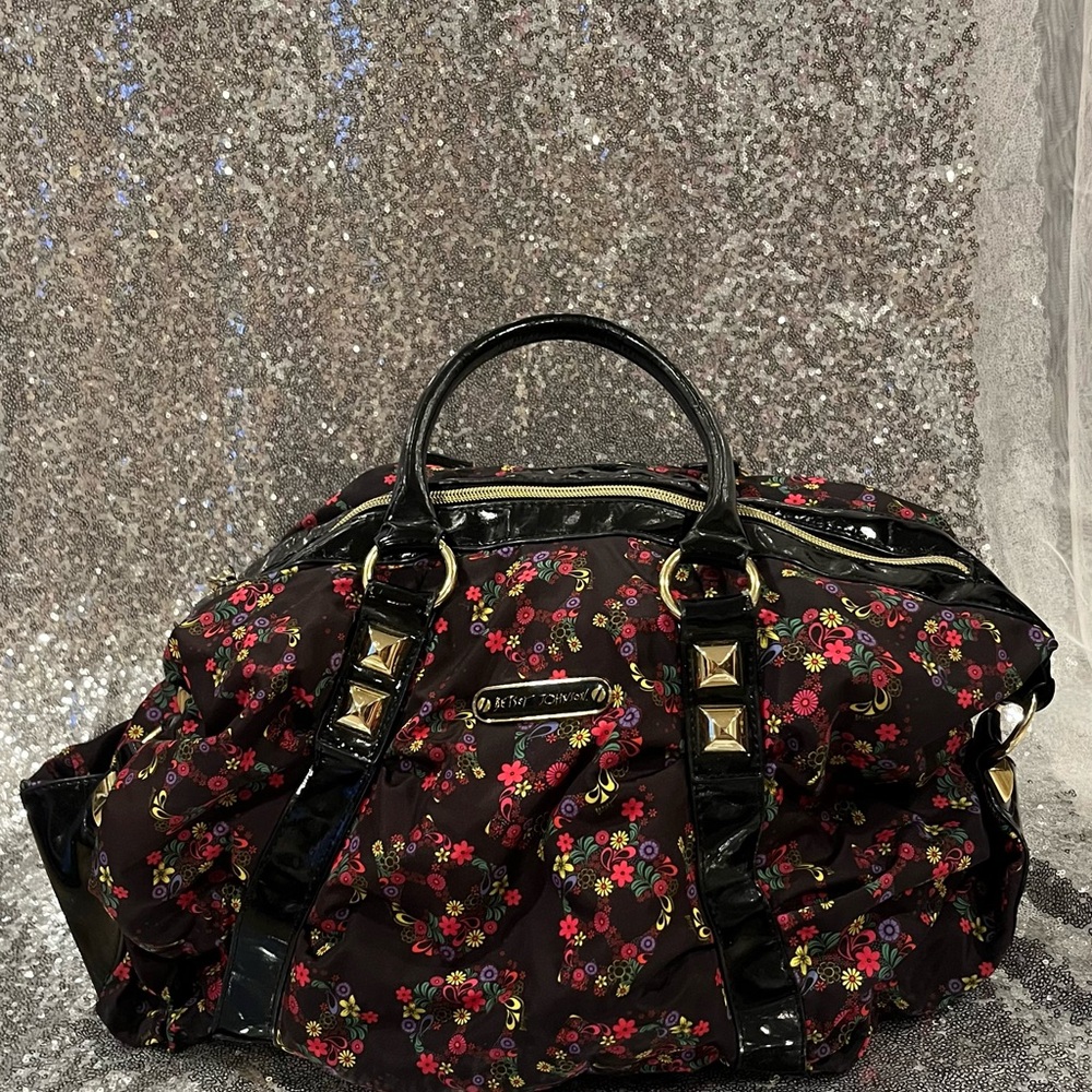 Betsey Johnson Black Quilted Floral Travel Bag with Pink & Red Accents